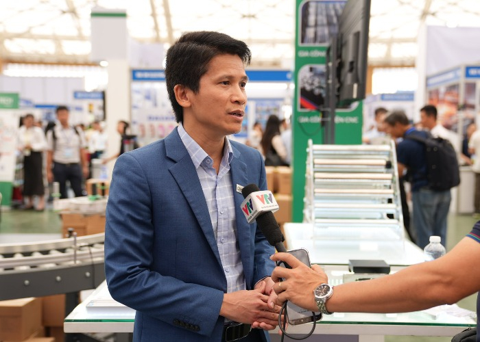 Ông Hoàng Hữu Yên Tổng Giám Intech Group chia sẻ với phòng viên về Triển lãm FBC ASEAN 2025