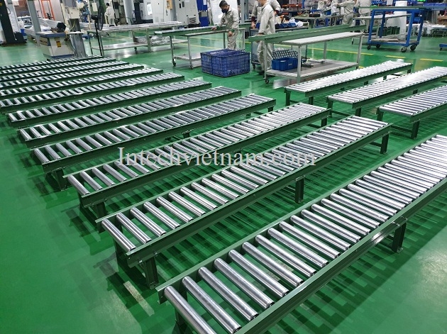 Ưu điểm nổi bật của hệ thống băng tải con lăn trọng lực 