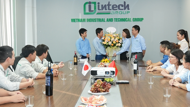 CBCNV Intech Group tổ chức tri ân Ban lãnh đạo nhân ngày doanh nhân Việt Nam