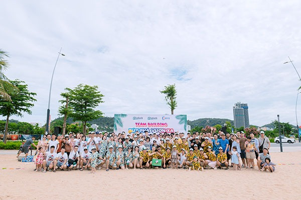 Sôi động hè 2024 tại bãi biển Hạ Long cùng Intech Group