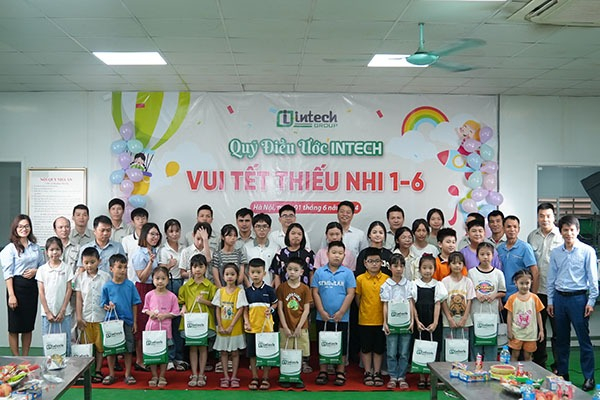 Tết thiếu nhi trọn vẹn yêu thương tại Intech Group