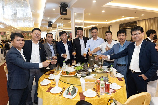 Tiệc tất niên Intech Group 2023: Vượt thách thức - đón cơ hội