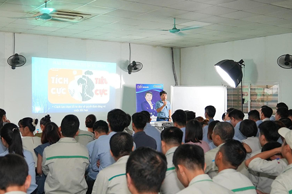 WORKSHOP: Tư duy tích cực và tiêu cực ảnh hưởng như thế nào đến công việc và cuộc sống?