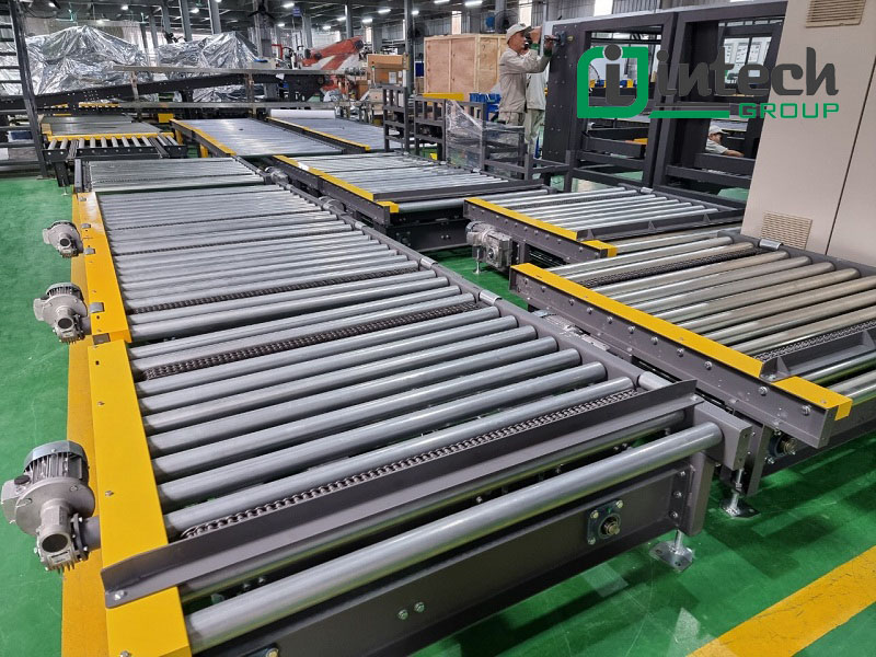 Băng tải con lăn sử dụng điện năng