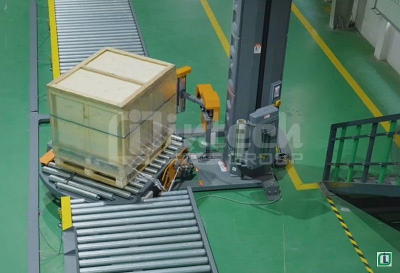 Băng tải con lăn xoay Băng tải con lăn xoay
