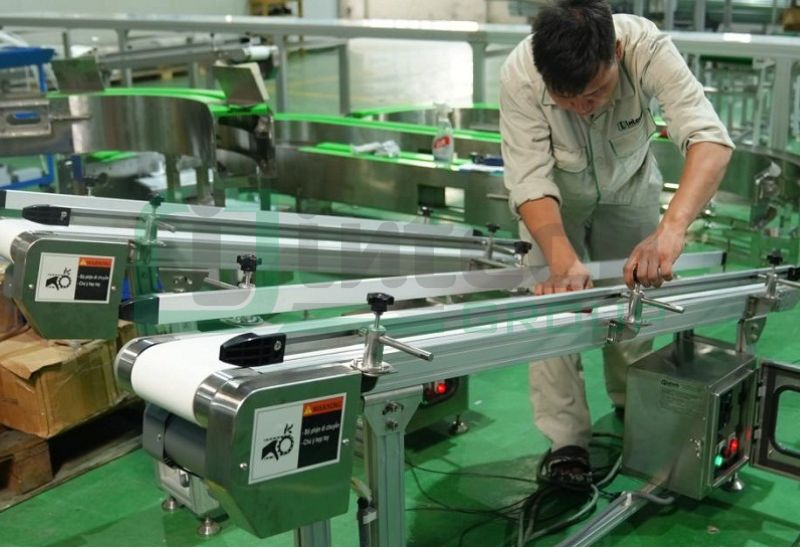 Băng tải mini trong ngành dược phẩm Băng tải mini trong ngành dược phẩm