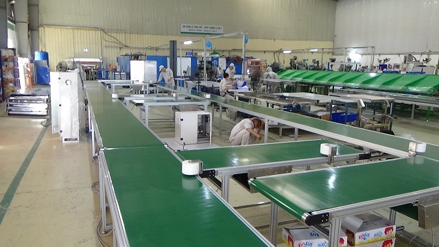 băng tải vận chuyển sữa