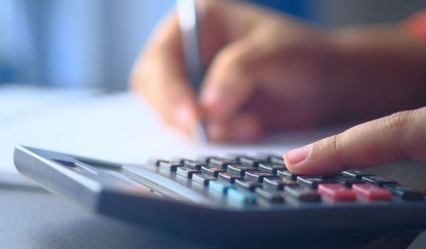 Chi phí sản xuất