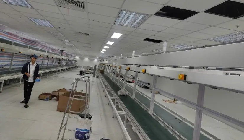 Dây chuyền lắp ráp linh kiện điện tử