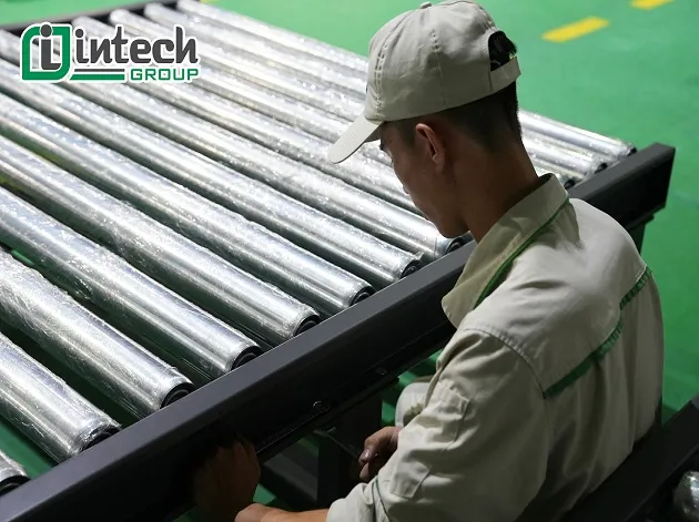 Galvanized steel rollers 