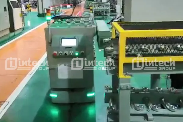 Hệ thống dẫn hướng tự động cho máy đúc