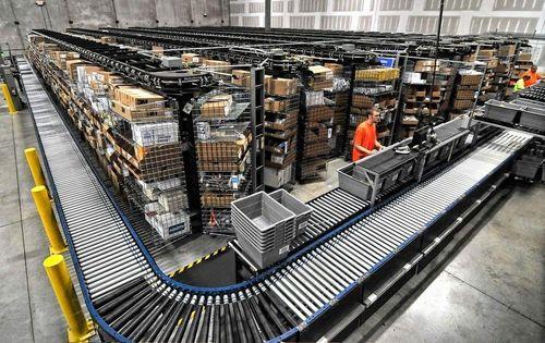 Hệ thống băng tải chuyền