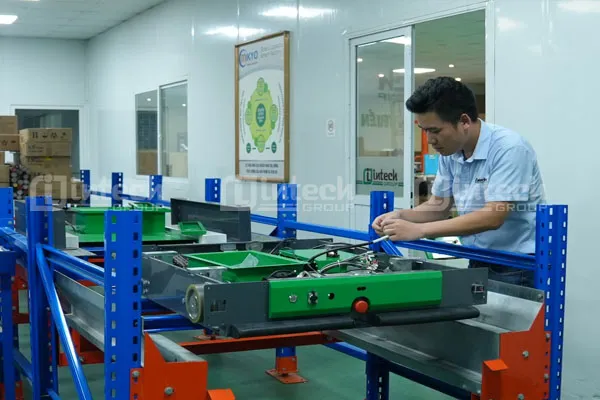 Robot Shuttle Robot Shuttle