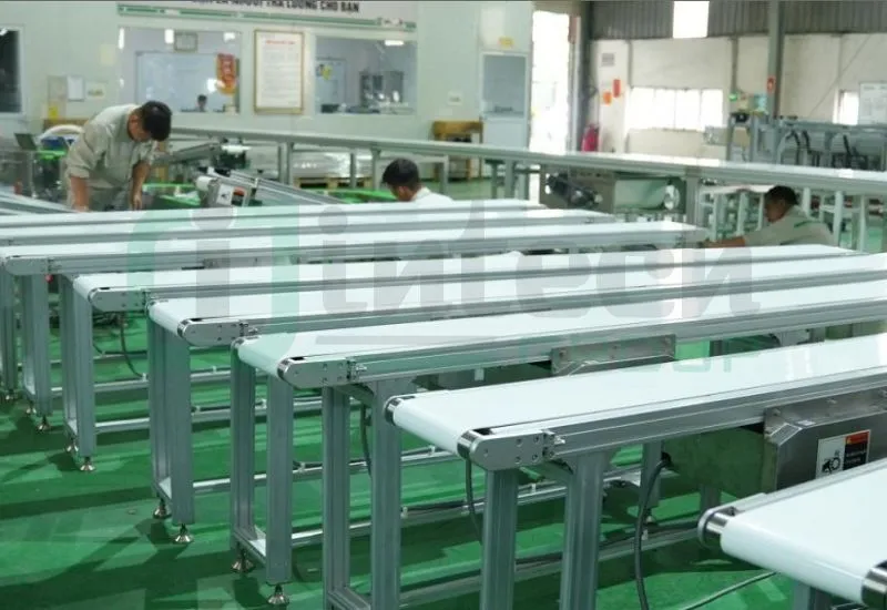 White PVC conveyor belt